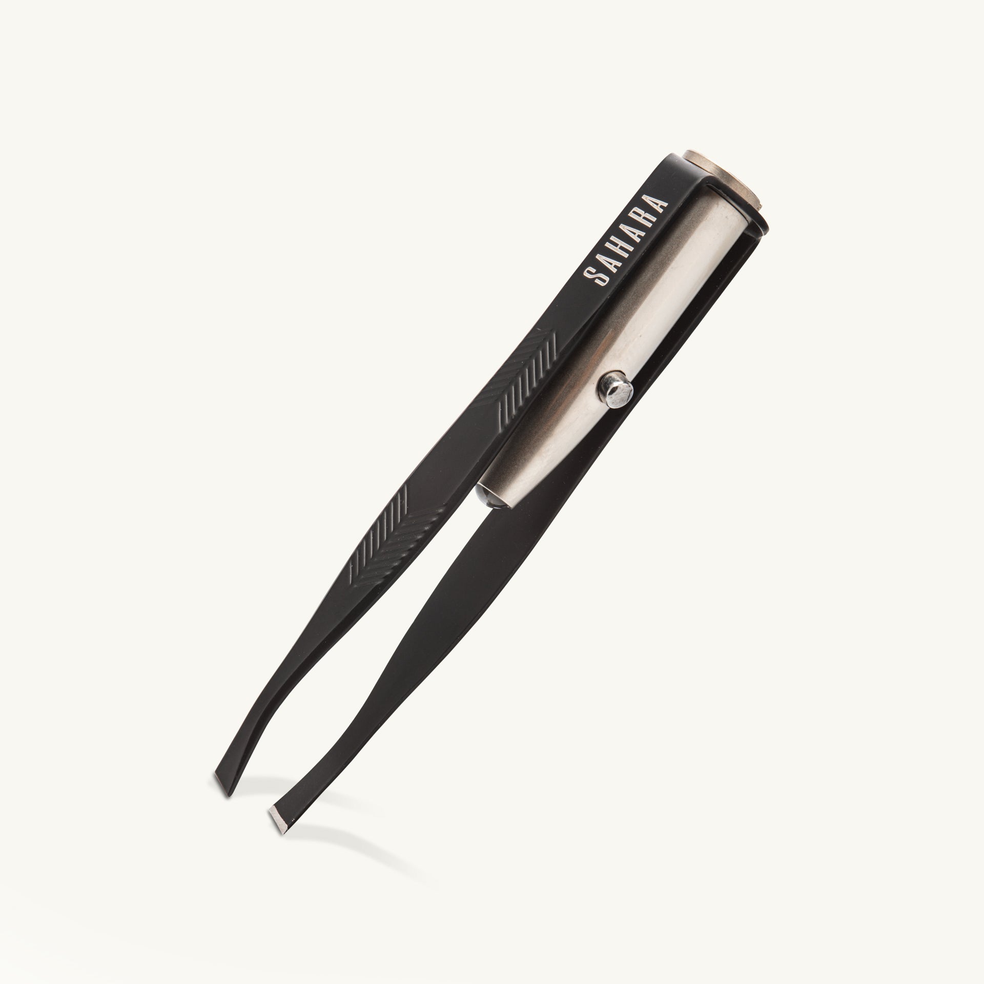 Tweezers - המוארת של סהרה